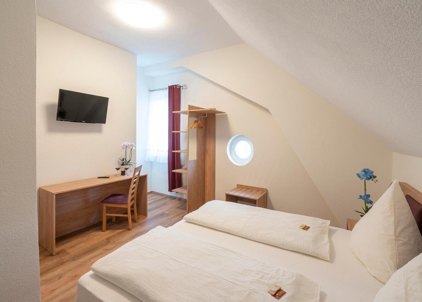 Hotel Restaurant Schwert Kehl Екстер'єр фото