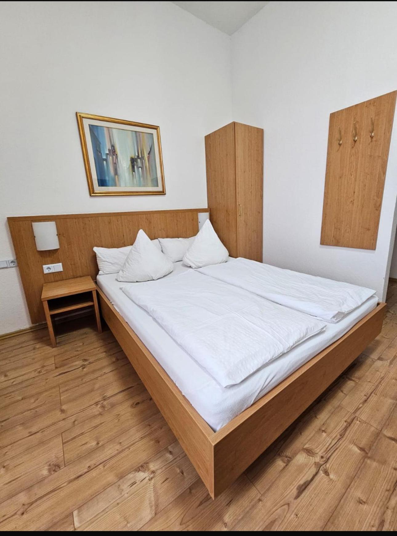 Hotel Restaurant Schwert Kehl Екстер'єр фото