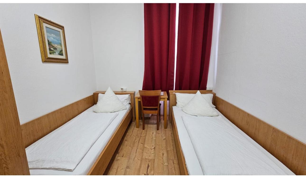 Hotel Restaurant Schwert Kehl Екстер'єр фото