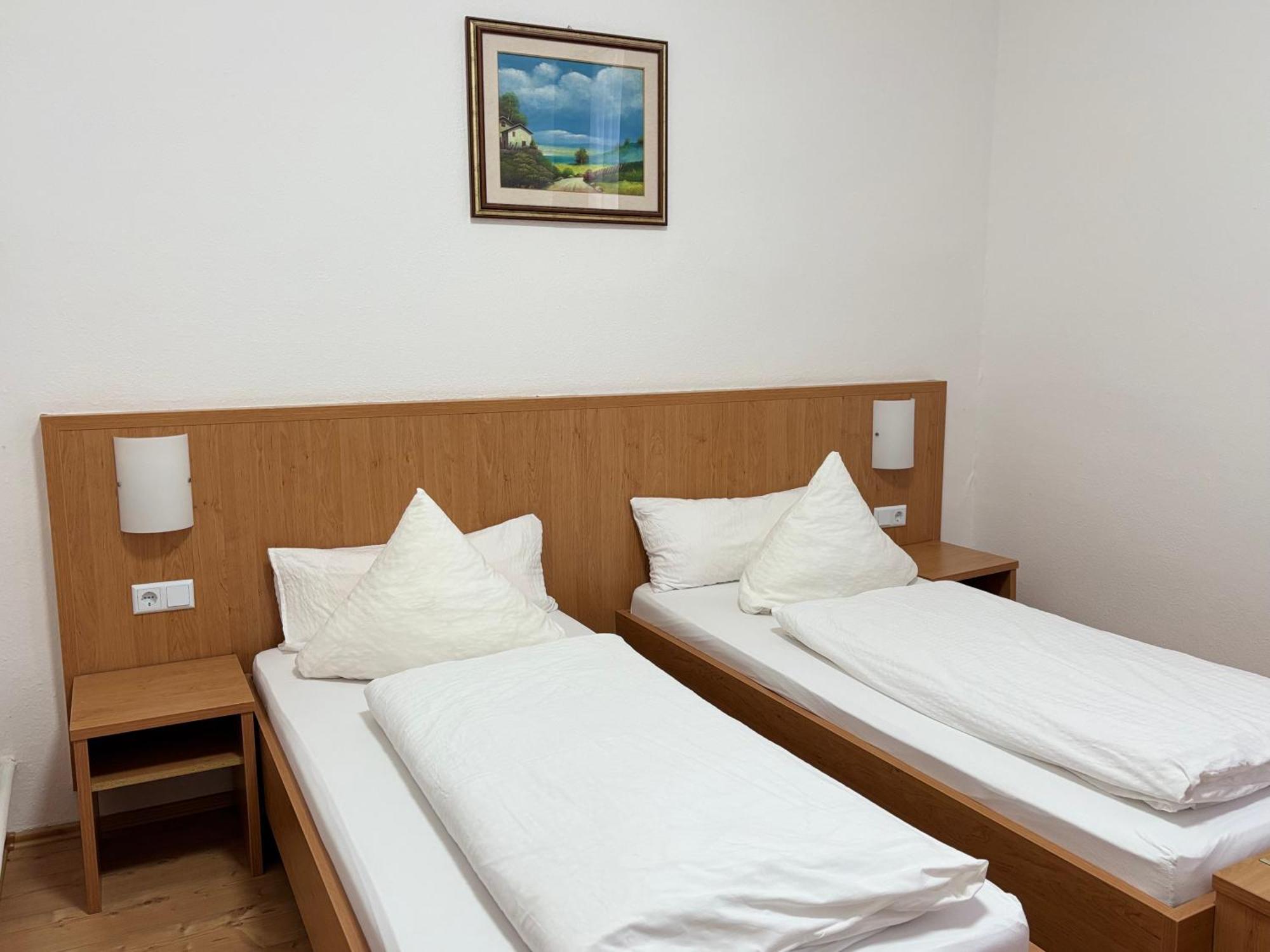 Hotel Restaurant Schwert Kehl Екстер'єр фото